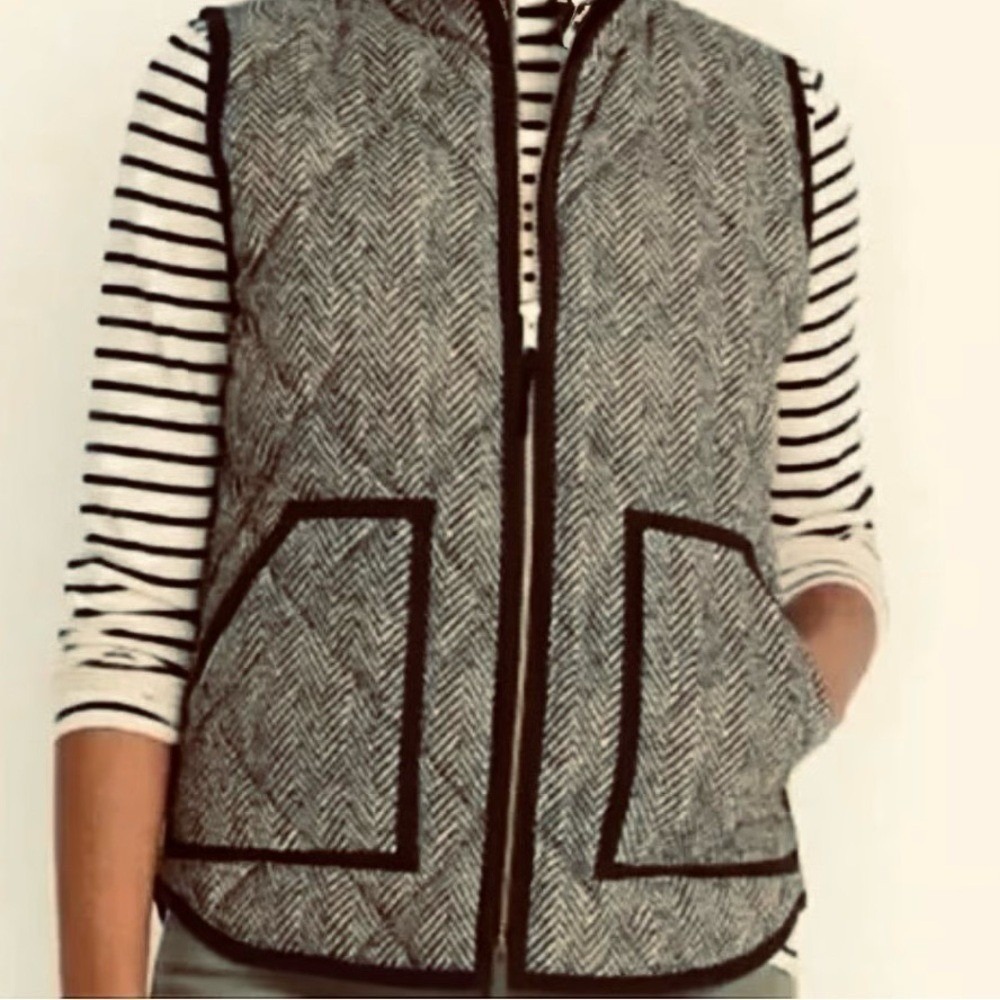41 Hawthorne Gray and Black Herringbone Vest